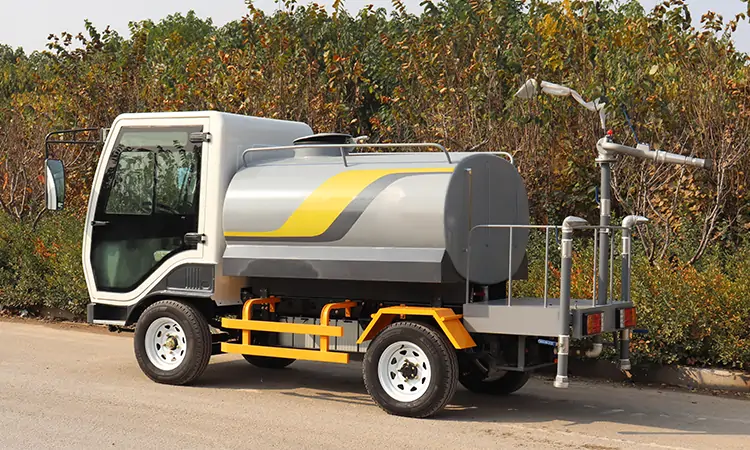 Efficient and Eco-Friendly Campus Cleaning with Small Electric Sprinkler Truck