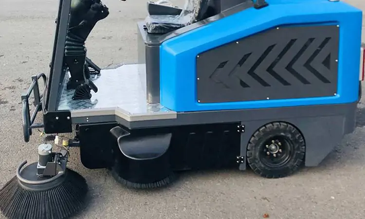 The Advantages of Electric Street Floor Sweepers