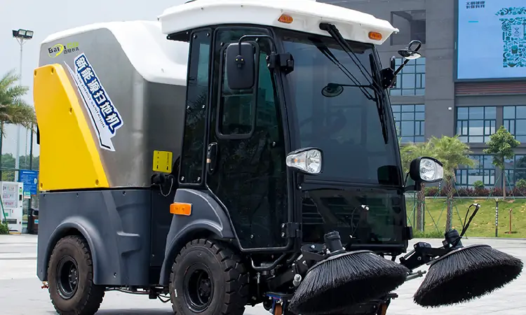 The Rise of Intelligent Electric Street Sweepers for Industrial Use