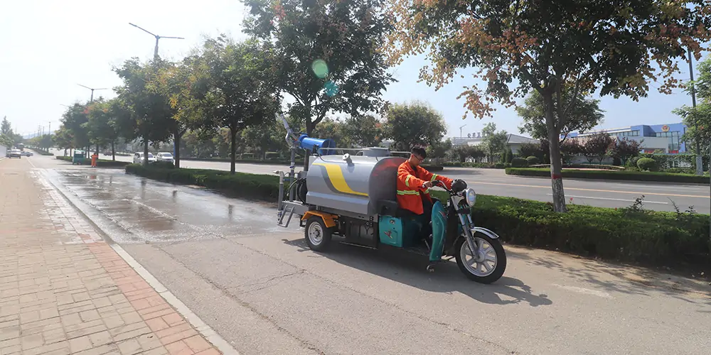Water Sprinkler Tricycle，Small Water Truck ,Mini Water Cart
