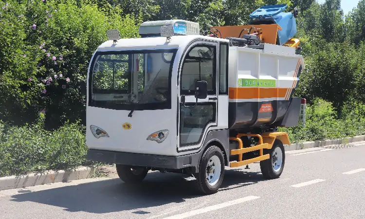 Small Electric Garbage Trucks Advantages