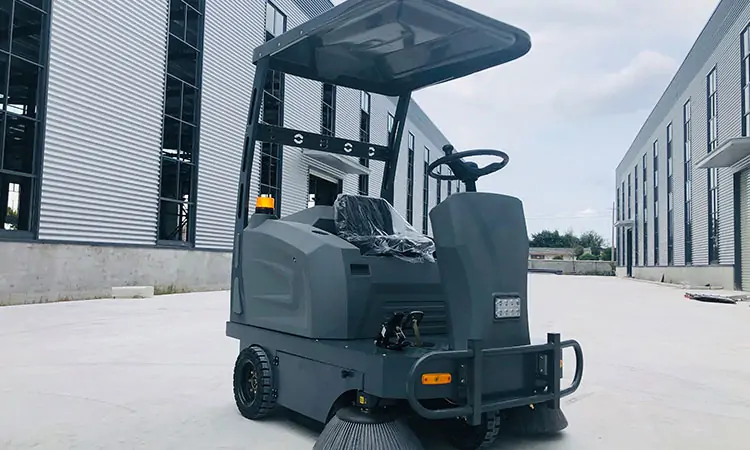Residential Property Use of Electric Sanitation Sweeper