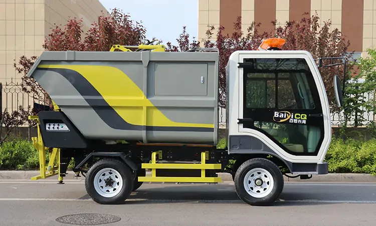 How to Correctly Operate a Small Electric Garbage Truck