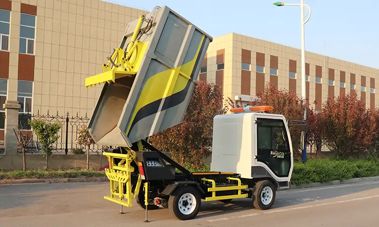 Where can small four-wheel electric garbage trucks be used?