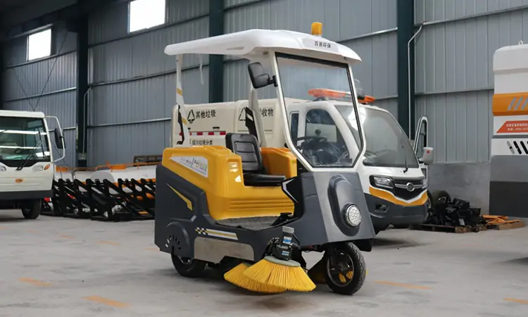 The Advantages and Applications of Electric Mini Sweepers