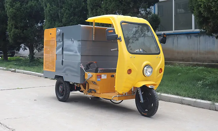 Three-wheeled High-pressure Cleaning Car: A Multi-functional Application Scenario