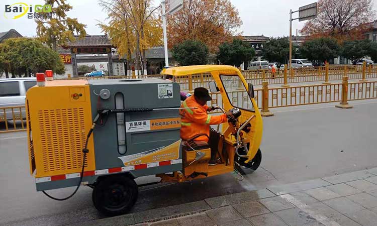 Enhance Sanitation Efficiency with Three-Wheeled High-Pressure Cleaning Vehicles