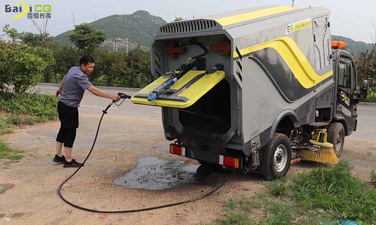 Small Electric Washing and Sweeping Vehicle: Electric Vehicle for Cleaning Alley