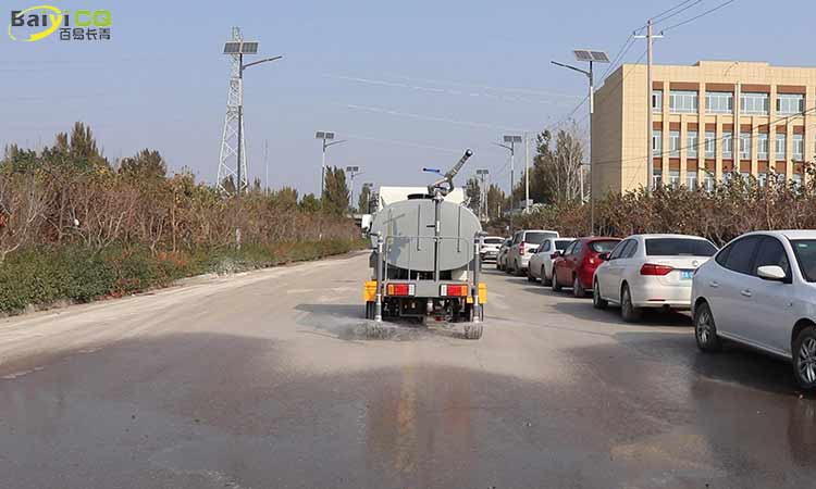 A New Energy Sprinkler Vehicle for Logistics Industrial Parks