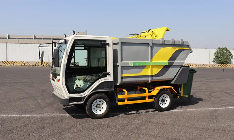 Electric garbage collection vehicle battery tips