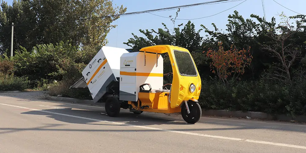 Small Electric Garbage Truck,Single-Person Driving Three-Wheeled Two-Category Garbage Truck