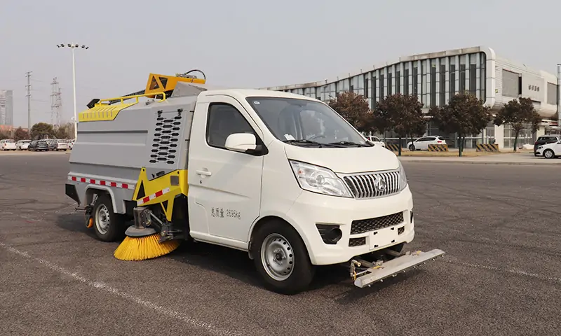 New energy electric sweeping vehicle: cleaning and environmental protection