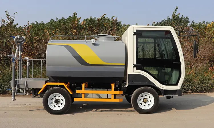 Water Bowser Truck,,Water Spary Truck,Small Water tanker truck