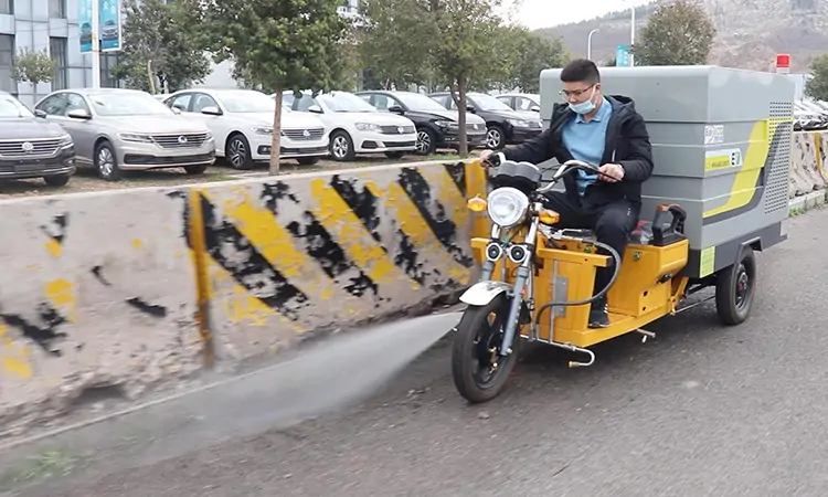 Street Washing Tricycle: Tackling Sidewalk Cleaning with Ease