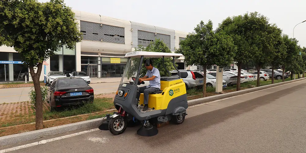 Ride On Road Sweeper,Street Sweeper,cleaning equipment sweeper,industrial sweepers