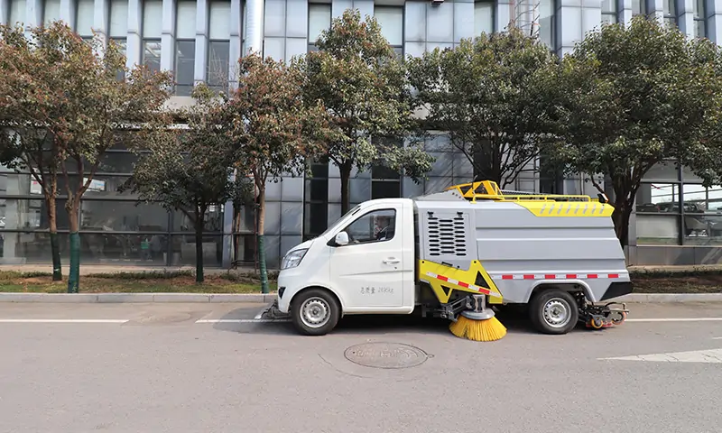 New Energy-Powered Street Sweepers Cleansing the Urban Landscape