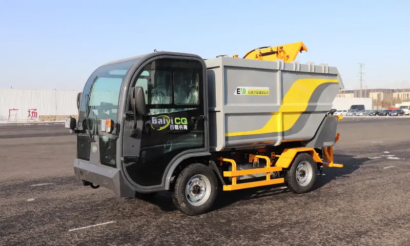 Rear-loading garbage truck: New front, more beautiful shape!
