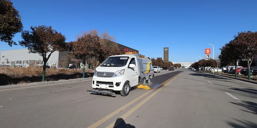 New Energy Street Sweeper Truck: Efficient and Eco-Friendly Urban Cleaning Solution
