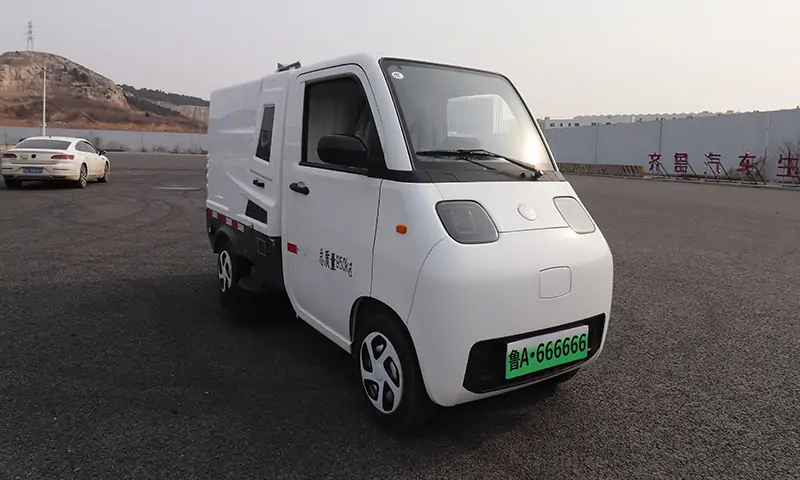 Compact Electric Street Sweeper: The New Tool for Urban Cleanliness