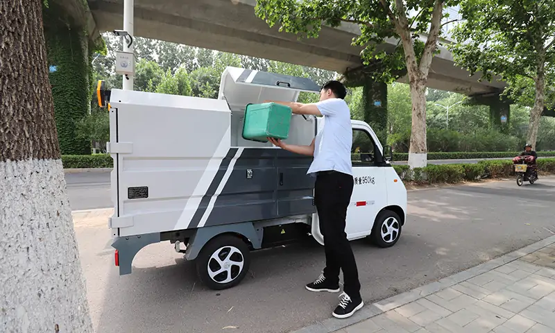 Garbage truck,electric sweeper,leaf Collector,Water Tankers,High pressure road cleaning truck