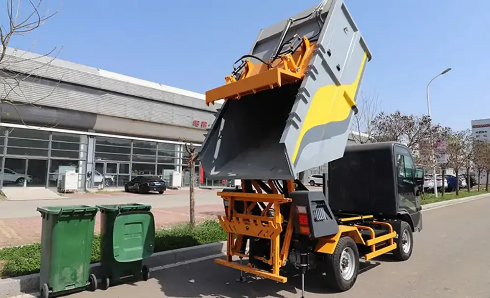 New Rear-Loading Electric Garbage Truck: Professional Garbage Transport Solution