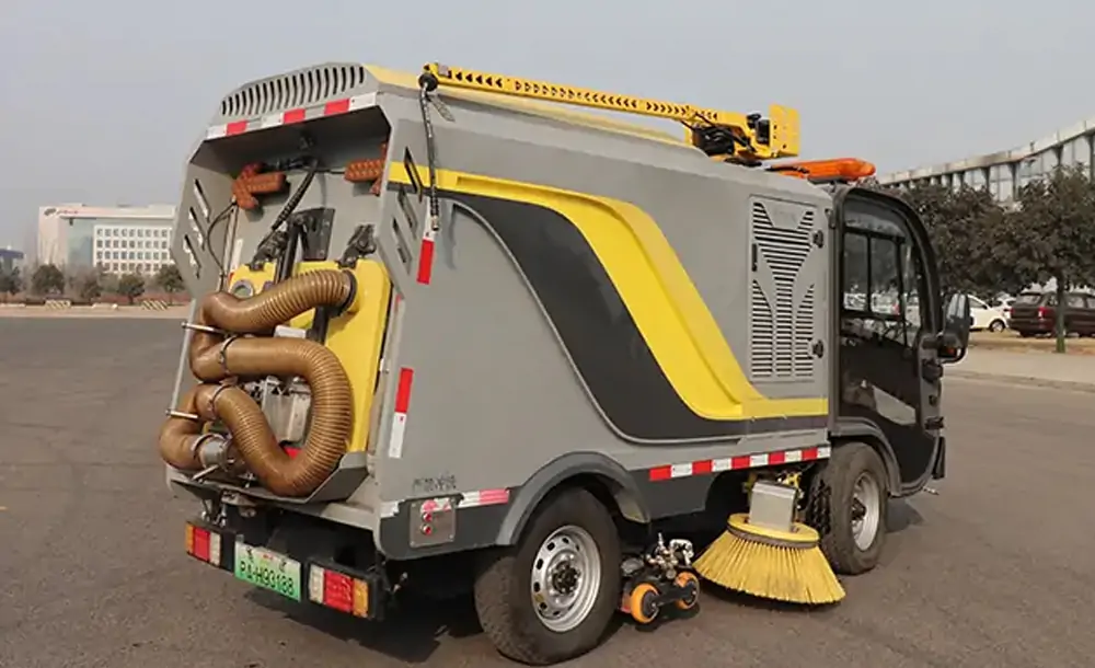 What Are the Precautions for Electric Street Sweeper？