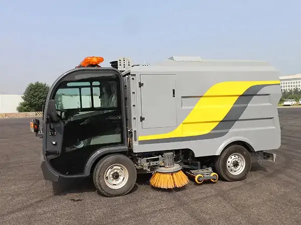 Electric Road Sweeper: A Clean, Efficient, and Intelligent Future