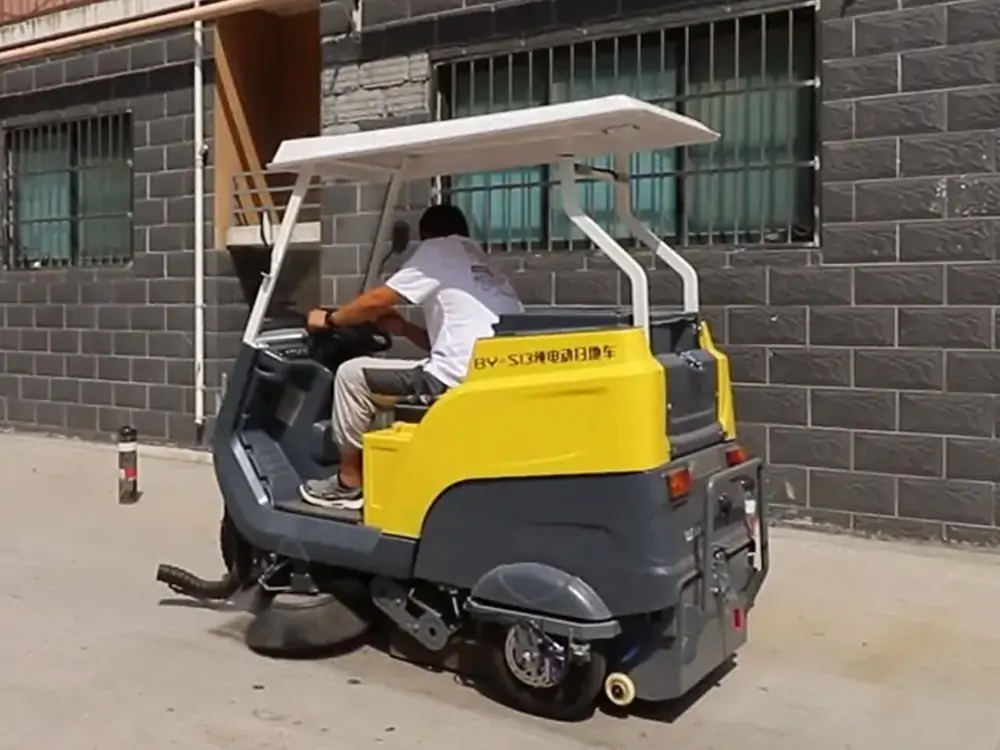 Electric Three-Wheeled Sweeper, Ride on Sweeper, Ride Floor Sweeper