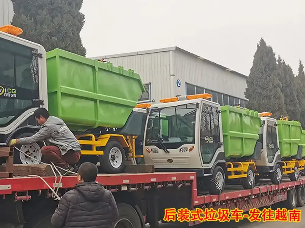 Small Electric Garbage Trucks Are Sent to Vietnam